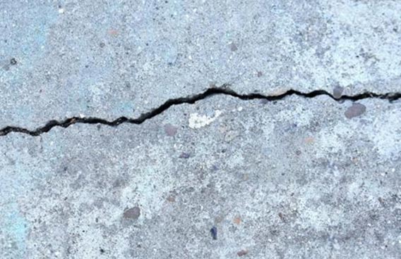 裂縫產生的原因和加固施工方法