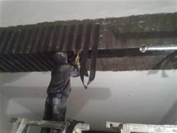 用碳纖維布對梁進行加固靠譜嗎？