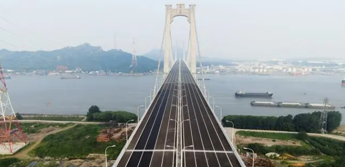 S級(jí)南京曼卡特后擴(kuò)底錨栓，通過抗震、耐疲勞防松測(cè)試