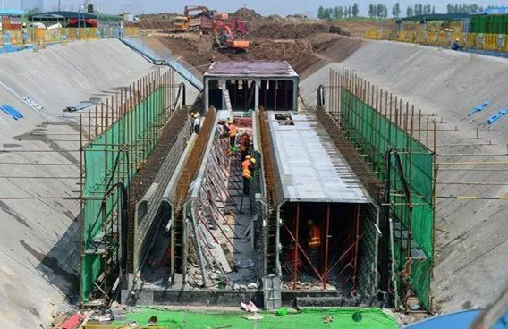 重慶軌道交通27號線工程全面應用南京曼卡特52/34預埋槽道